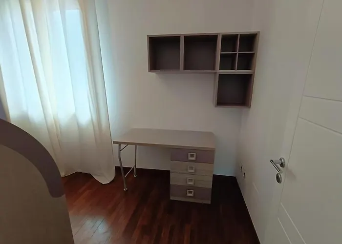 Elegantemente Arredata