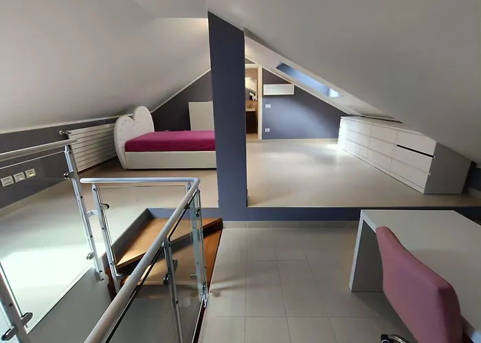 Elegantemente Arredata * تّشيرفييا