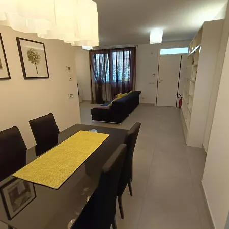 Elegantemente Arredata * チェルヴィア