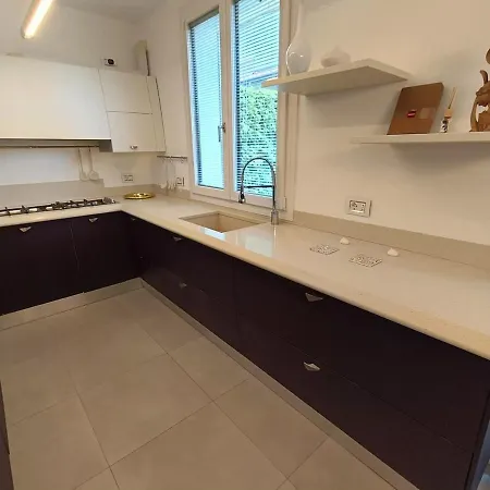 Elegantemente Arredata *