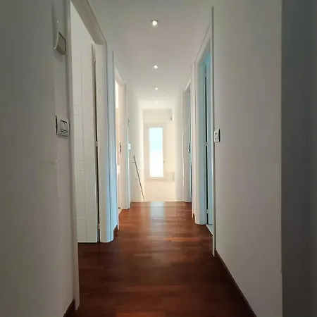 Elegantemente Arredata